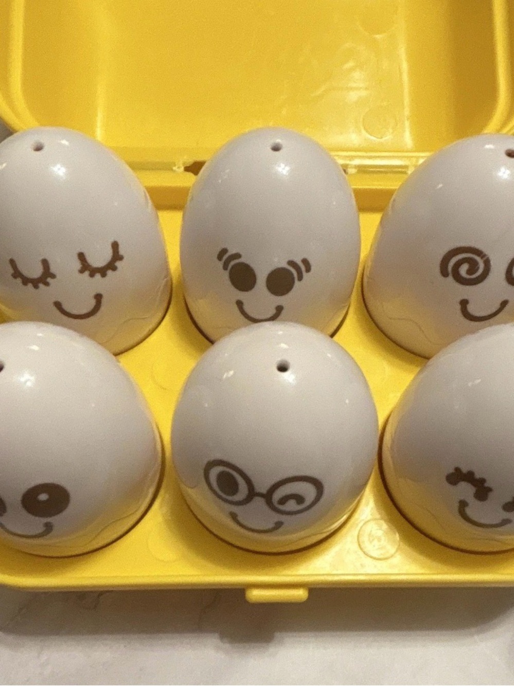 Tomy Hide & Squeak Eggs Toy